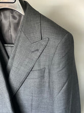 Load image into Gallery viewer, Custom Made Suit
